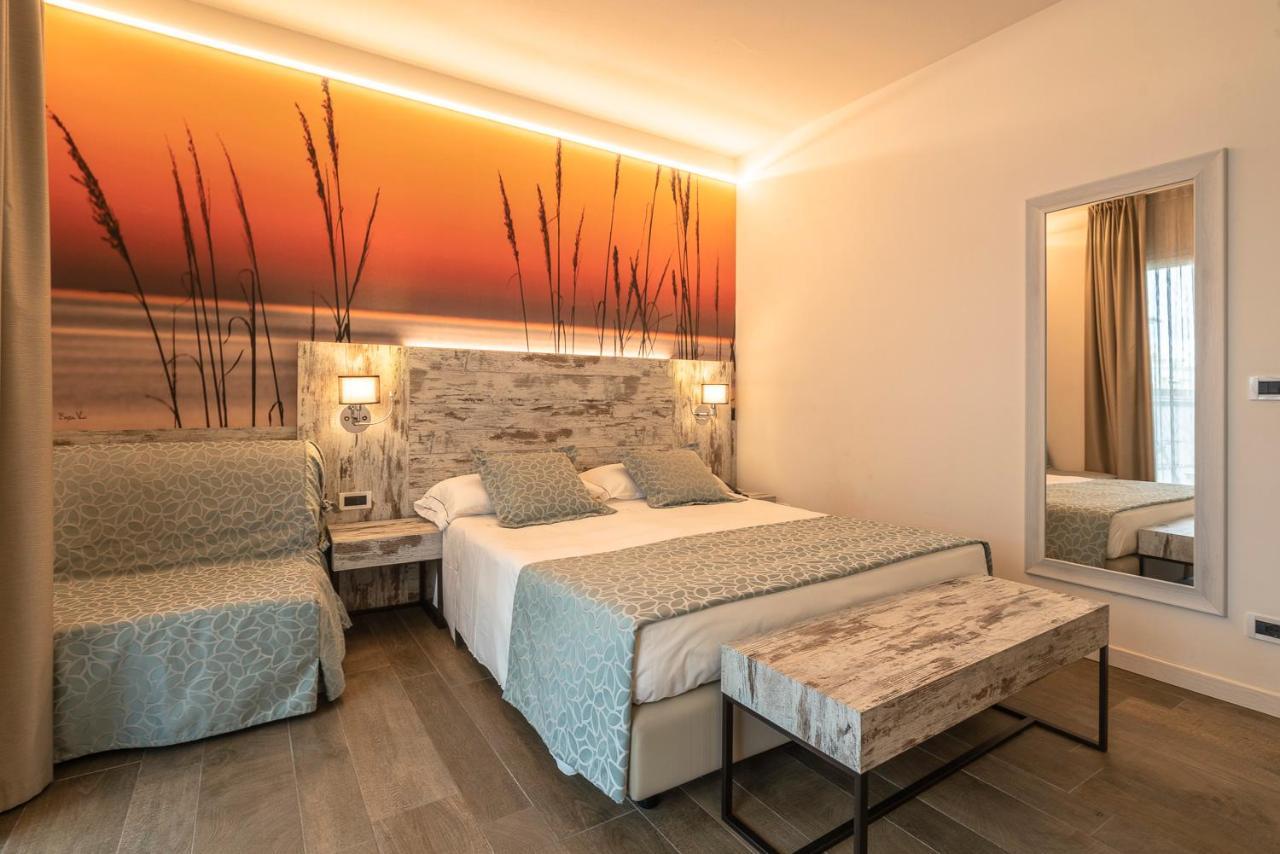 Hotel Ambassador Bibione Buitenkant foto